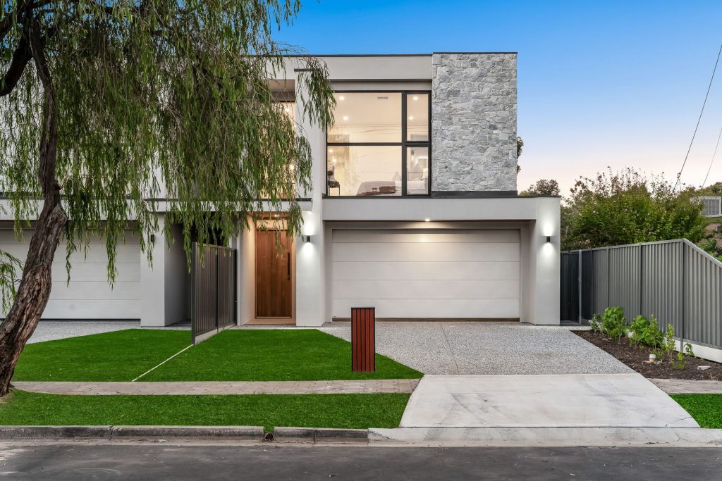 22 River Valley Drive, Windsor Gardens